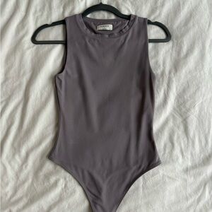ARITIZIA BABATON CONTOUR BODYSUIT